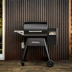 Barbecue à Pellets TRAEGER Ironwood 650 6 Barbecue à Pellets TRAEGER Ironwood 650 -Grill Adepro Boutique barbecue a pellets traeger ironwood 650 noir 2